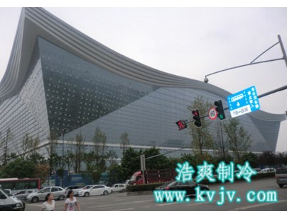 成都環球會展配送中心1000立方大型冷庫工程建造方案